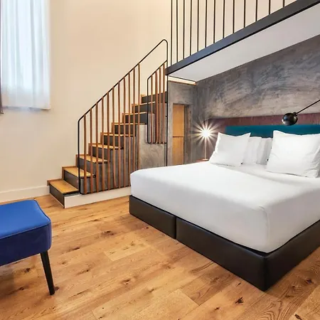 One Shot Tabakalera House 산세바스티안