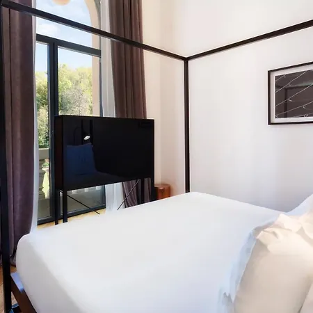 Szálloda One Shot Tabakalera House 4*