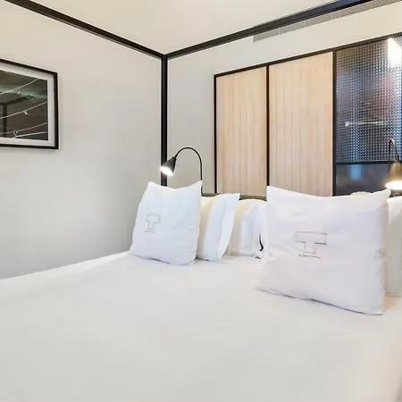 One Shot Tabakalera House 호텔