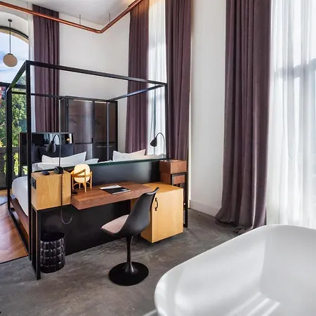 One Shot Tabakalera House Отель