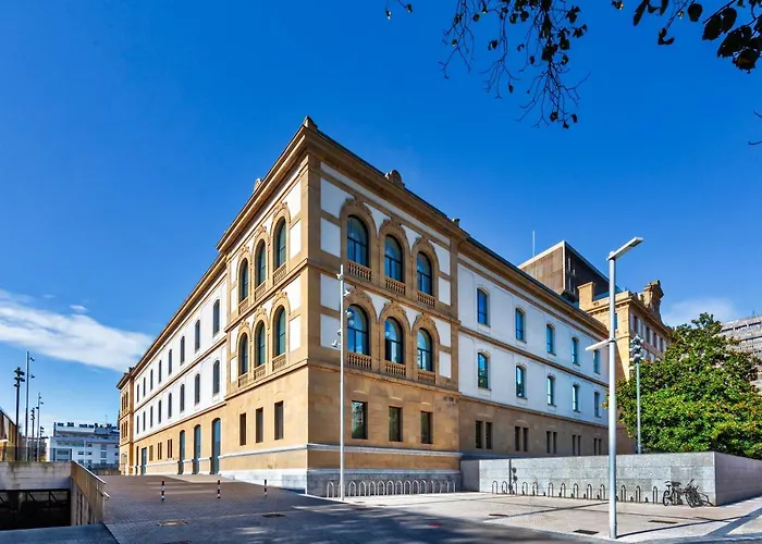 One Shot Tabakalera House Готель Сан-Себастьян