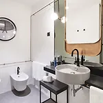 Hotel One Shot Tabakalera House 4*