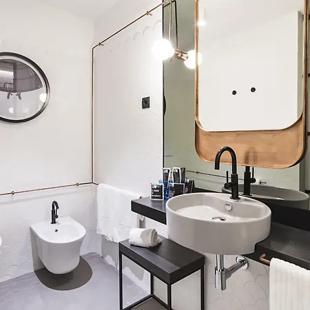 Hotel One Shot Tabakalera House 4*