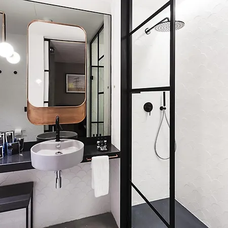 Otel One Shot Tabakalera House 4*