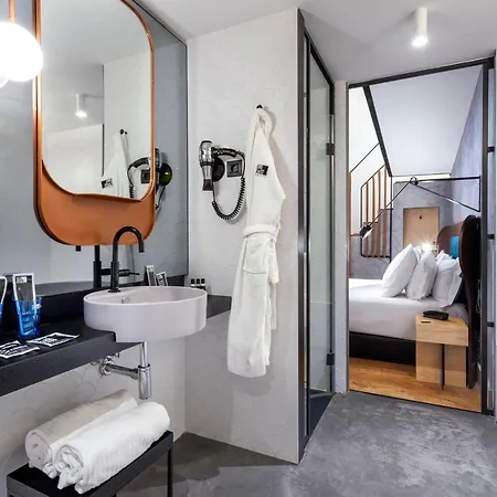 Hotell One Shot Tabakalera House 4*