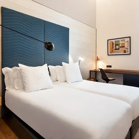 One Shot Tabakalera House San Sebastián