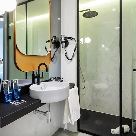 One Shot Tabakalera House San Sebastián