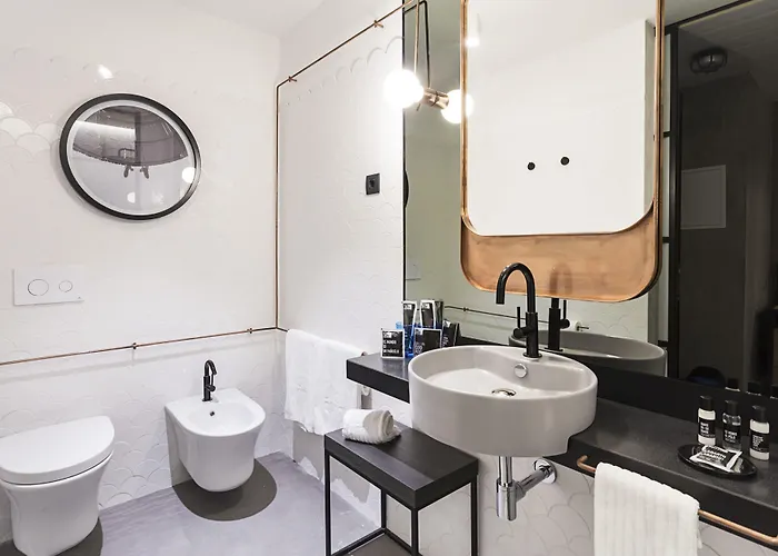 Hotel One Shot Tabakalera House 4*