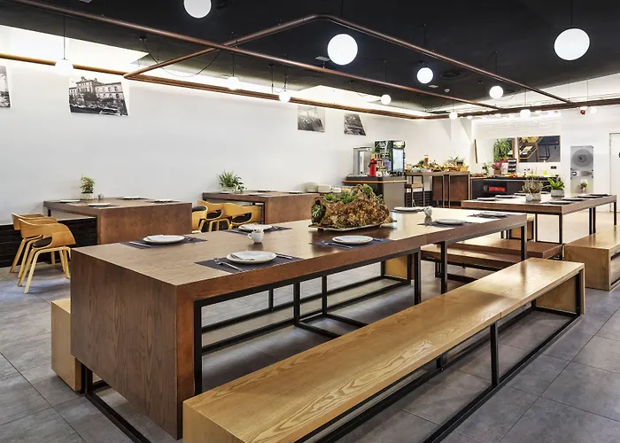 One Shot Tabakalera House 4*