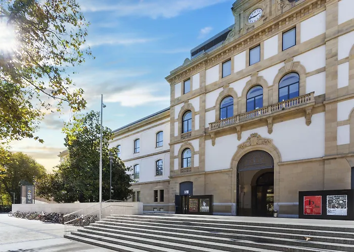 One Shot Tabakalera House