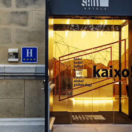 One Shot Tabakalera House 4*