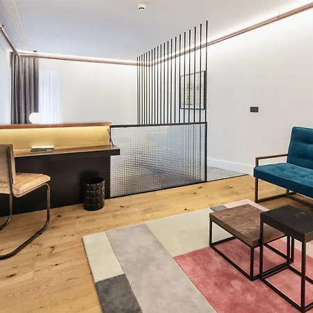 Готель One Shot Tabakalera House